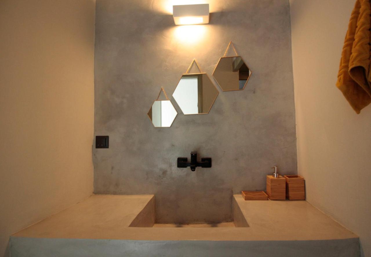 Emporeiós New Guesthouse In Emporios מראה חיצוני תמונה